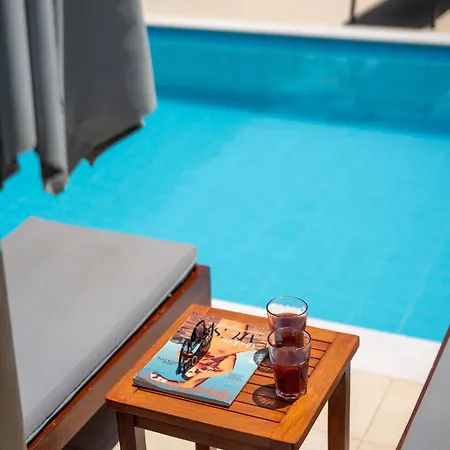 Villa Elena Beach *